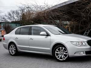 Skoda Superb 2010 /Benzină/ Automată — miniatura 1