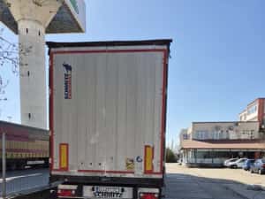 Camion/Camioane schimb utilaje constructii. — miniatura 9