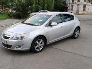 Opel Astra J 1.7 Cdti Euro 5 Taxe si Fiscal La Zi Masina Fără Probleme DPF Activ