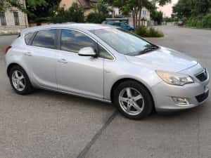 Opel Astra J 1.7 Cdti Euro 5 Taxe si Fiscal La Zi Masina Fără Probleme DPF Activ — miniatura 3