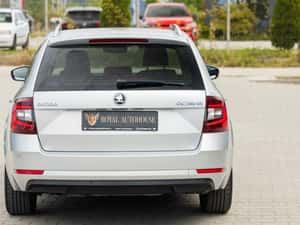 Skoda Octavia Combi 2019, 116 CP, Automată - 11.400 EUR — miniatura 2