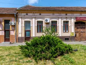 De vanzare casa ultracentrala– Str. Augustin Doinas, Arad | 98 mp — miniatura 1