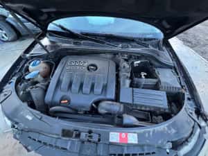 Motor 2.0TDI 140CP cod BKD VW golf 5 plus jetta touran passat b6,audi a3 8P ,seat altea, leon, skoda octavia 2 — miniatura 4