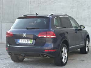 VW Touareg ~ Plin De Optiuni ~ 3.0 CRC 245CP ~ Dynaudio ~ Panoramic ~ Ventilatie ~ Geamuri duble ~ Camere 360 ~ Webasto ~ Carlig electric ~ SideAssist — miniatura 5