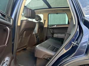 VW Touareg ~ Plin De Optiuni ~ 3.0 CRC 245CP ~ Dynaudio ~ Panoramic ~ Ventilatie ~ Geamuri duble ~ Camere 360 ~ Webasto ~ Carlig electric ~ SideAssist — miniatura 7