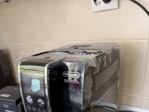 Espressor expresor delonghi Dinamica plus ca nou  Garantie 6 luni — miniatura 4