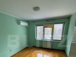 Apartament 3 camere, 75 mp, zona Centrala — miniatura 4