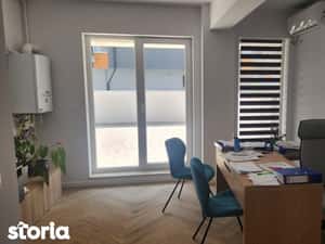 Garsoniera spatioasa nemobilata - zona Maramures-terasa generoasa — miniatura 4