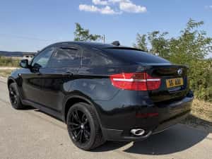 Bmw x6 2010  286 cai motor defect — miniatura 8