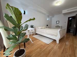 Apartament 3 camere HERASTRAU — miniatura 2