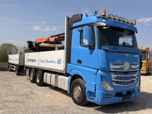 Mercedes Benz Actros 2552 + palfinger + remorca -CAMION CU MACARA