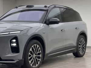 NIO EL6 SUV Electric 490 HP - 2025