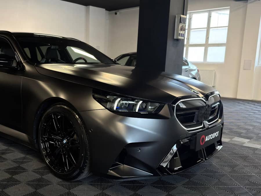 BMW M5 Automată 727 HP Hibrid (B/E) — fotografie 1 din 7