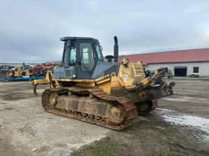Dezmembrez Buldozer Komatsu D65 EX - 12-Piese de schimb Komatsu — miniatura 2