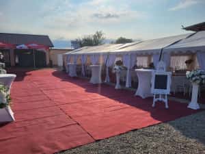 Cort pentru evenimente