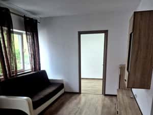 Apartament 37 mp, de vanzare strada Stejarului finisat,partial mobilat — miniatura 4