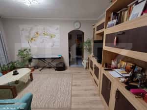 Apartament 3 camere semidecomandat, 62 mp,zona Marasesti — miniatura 2