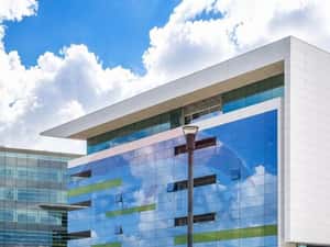 Apartament luminos in ONE NORTH LOFTS - Pipera, gata de mutare — miniatura 4