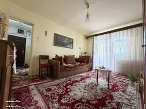 Apartament 2 camere cu balcon zona Vasile Aaron