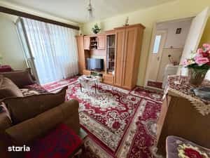 Apartament 2 camere cu balcon zona Vasile Aaron — miniatura 4