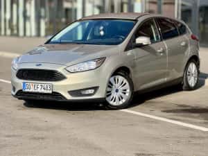 Ford Focus Bussines/1.5 BenzinaHatchback — miniatura 1