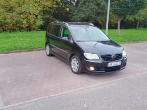 Vw Touran 2.0 tdi — miniatura 2