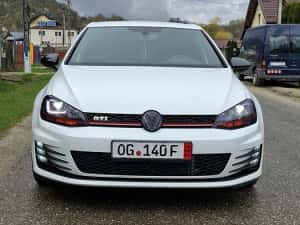 VW GOLF 7 * GTI PERFORMANCE * ORIGINAL * STOCK FĂRĂ SOFT*AUTOBLOCANT LSD* FULL LED* MANUAL 6 + 1*Tempomat * Alb Perlat* Impecabil* Import Recent * — miniatura 10