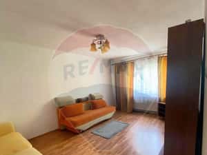 Apartament cu 2 camere de închiriat în zona Rovine