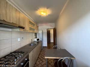 Apartament 2 camere | strada Eroilor | parcare — miniatura 3