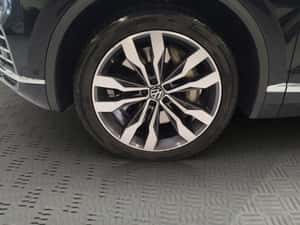 Volkswagen Touareg Hibrid 381 cp, 76.200 km, 2022 — miniatura 3