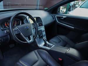 Volvo XC60 Automată 220 HP Diesel — miniatura 5