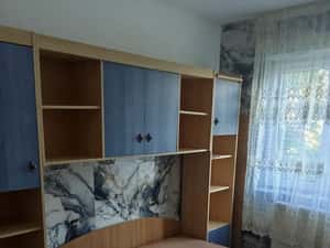 Închiriez apartament confort 2 zona Spiru Haret oraș Buzău — miniatura 3