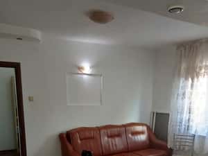Închiriez apartament confort 2 zona Spiru Haret oraș Buzău — miniatura 4
