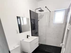 INTABULAT! Ap 2 cam SMART, baie cu geam, incalz pardos, decomandat