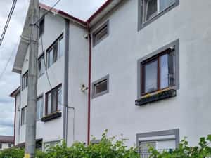 Apartament 3 camere decomandat, 68 mp ,zona 1 Mai ,Ciuperca.