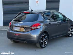 Peugeot 208 GT Line 1.2 Puretech 2019 Facelift Euro 6 Automata Panoramic — miniatura 5