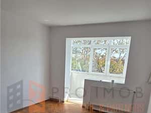 Apartament 2 camere cf 2 semidecomandat zona Crang 2 — miniatura 5