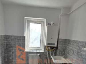Apartament 2 camere cf 2 semidecomandat zona Crang 2 — miniatura 6