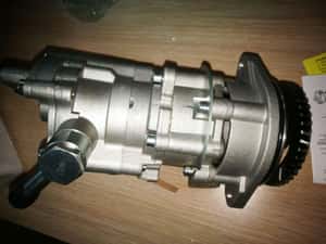 Pompa servodirectie Vw Lt 35 si 46 cu motor 2,8man — miniatura 5