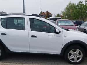 Dacia Sandero Stepway 0.9 TCe 90CP — miniatura 4