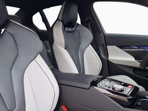 BMW M5 2025 - Hibrid, 727 cp, 4843 km — miniatura 2