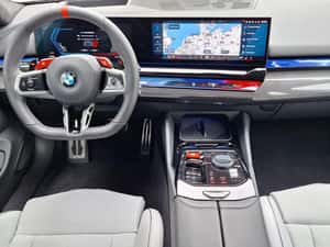 BMW M5 2025 - Hibrid, 727 cp, 4843 km — miniatura 6