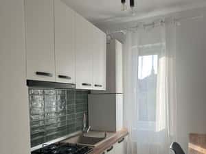 Se inchiriaza apartament doua camere — miniatura 4