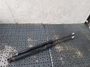 Amortizoare telescoape haion vw golf 6 5k 5k6827550b 2101yl0550n — miniatura 3