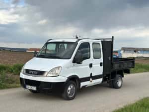 Iveco daily 2011 motor 3.0 basculabil  cu 7 locuri