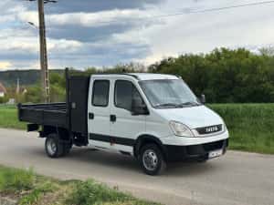Iveco daily 2011 motor 3.0 basculabil  cu 7 locuri — miniatura 2