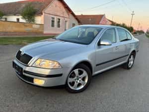 Skoda Octavia,1,6 benzina,euro 4 — miniatura 2