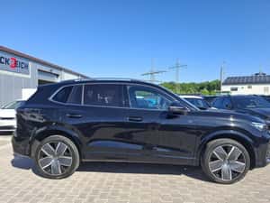 Volkswagen Tiguan Automată 193 HP Diesel — miniatura 2