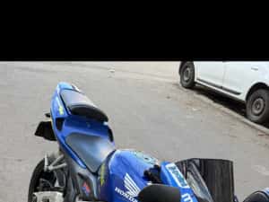 Honda CBR 600rr ,an 2007 — miniatura 4