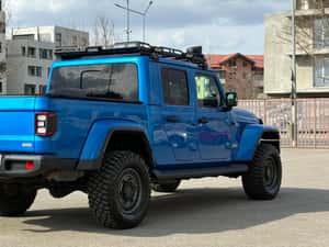 Jeep Gladiator Overland 3.0l V6 AT8 4x4 264 CP — miniatura 4